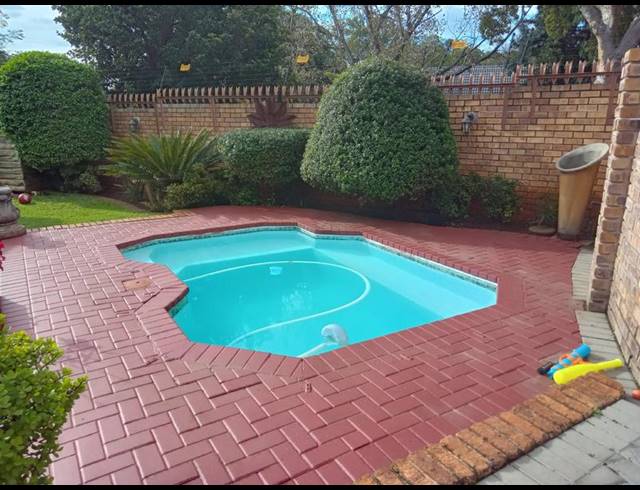 3 BEDROOM HOUSE FOR SALE IN WIERDA PARK